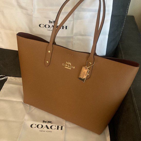 LARGE LIGHT SADDLE COACH TOTE - Picture 1 of 5